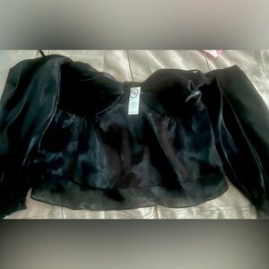 Off the shoulder black fashion to figure  blouse size 2 fits 16/18 women